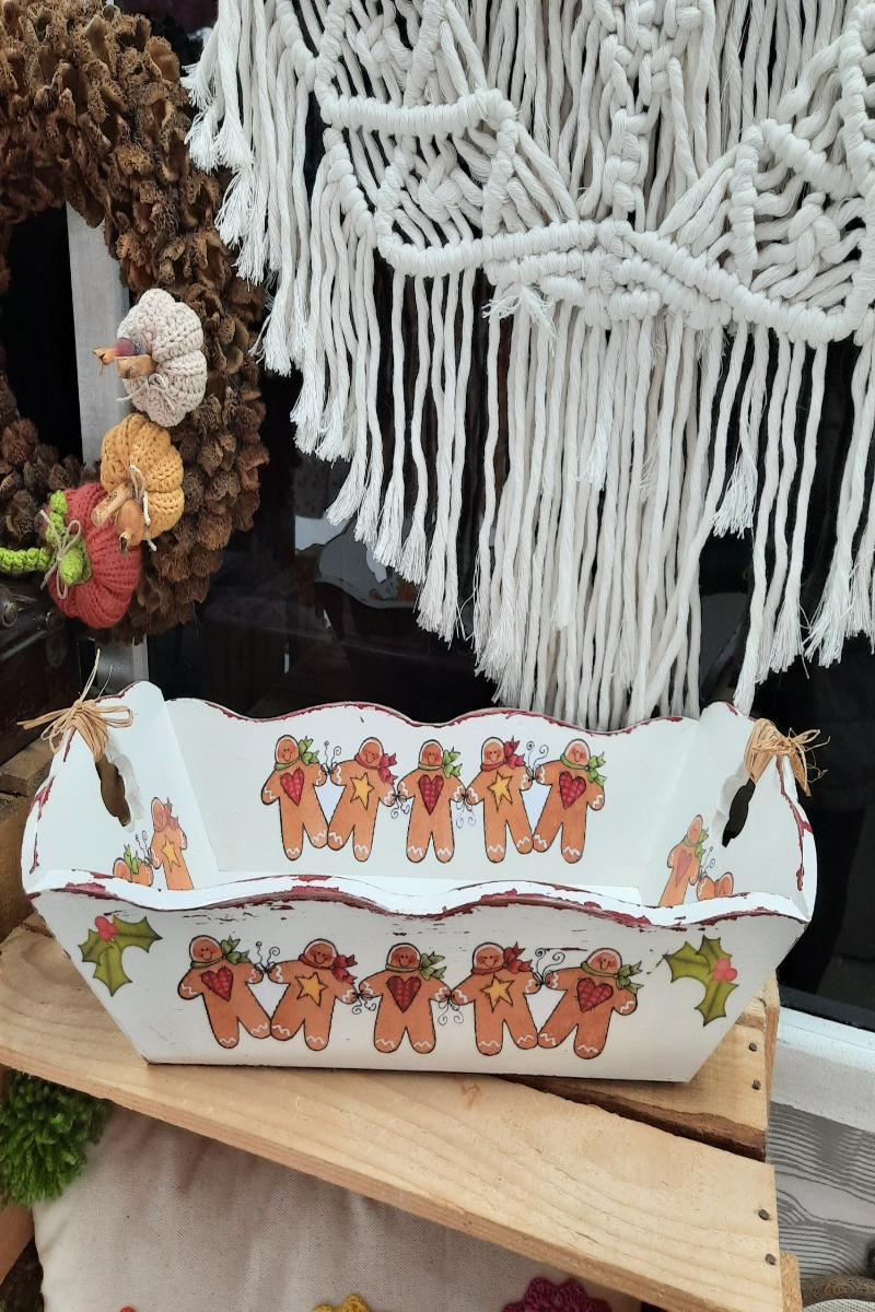 By Nihalce Gingers Ahşap Ekmeklik